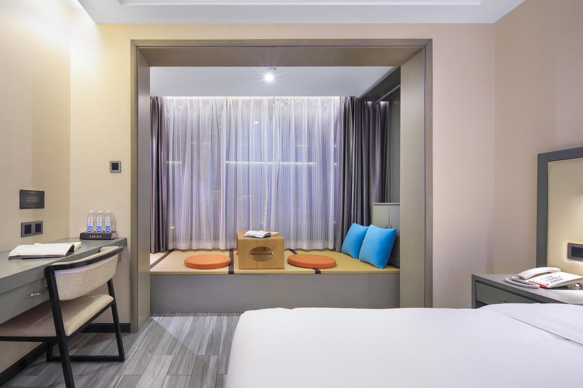 Wing Hotel Guilin - Central Square Екстериор снимка